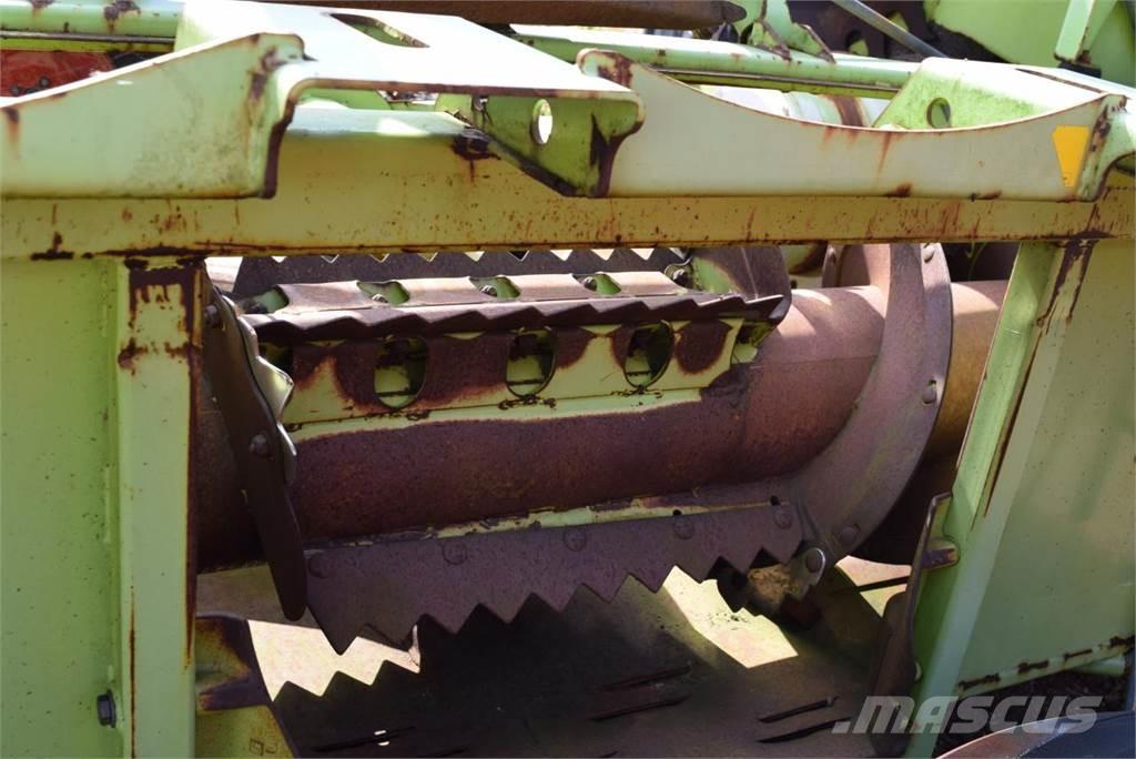 CLAAS RU 600 Alte echipamente pentru nutret