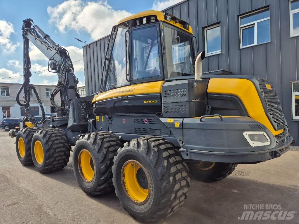 Ponsse Ergo 8W Combine forestiere