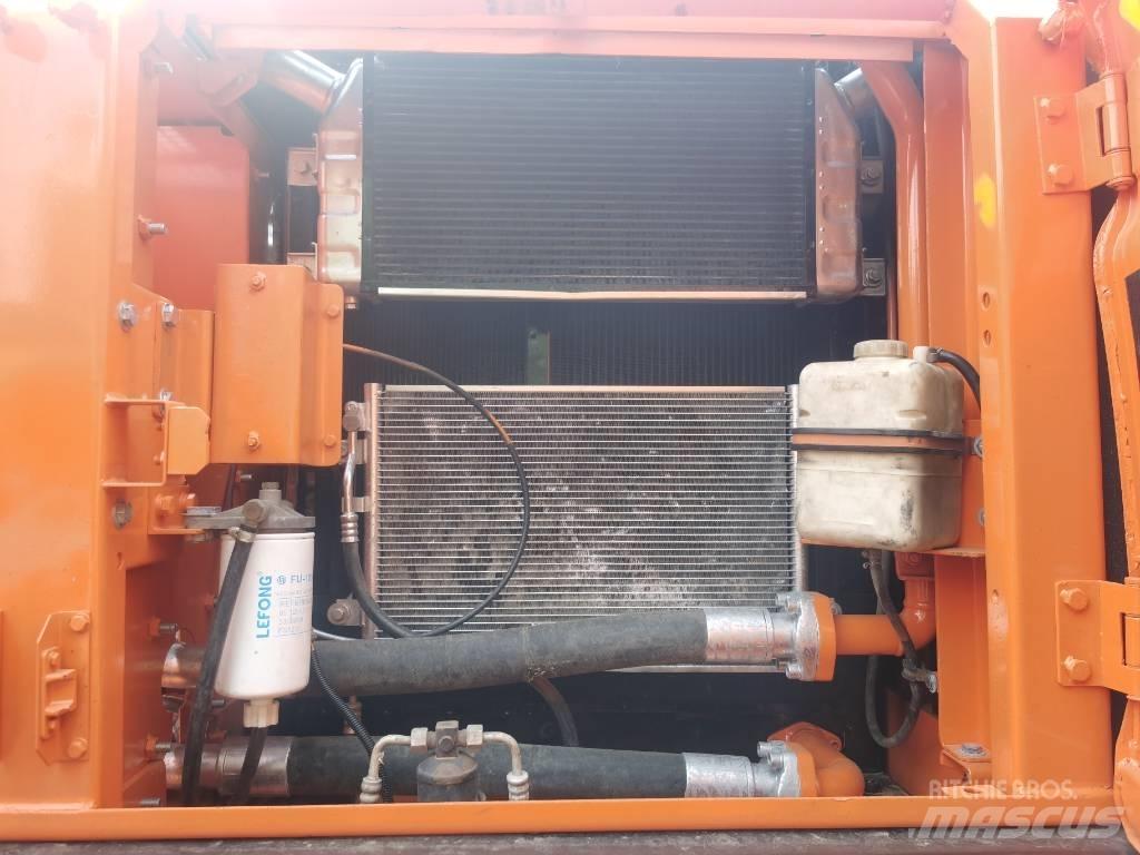 Doosan DX 225 LC Excavatoare pe șenile
