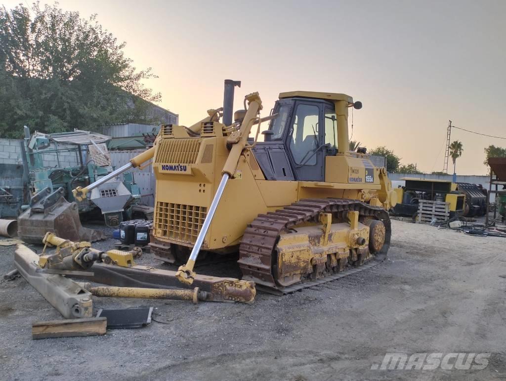 Komatsu D 155 A Buldozere pe senile