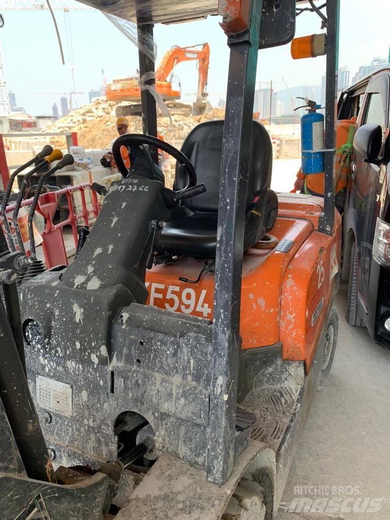 TCM Forklift FD25T4 Stivuitor diesel