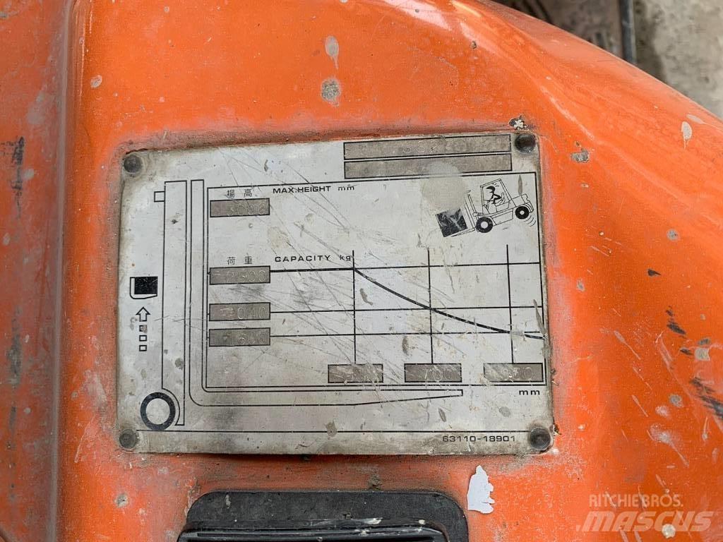 TCM Forklift FD25T4 Stivuitor diesel