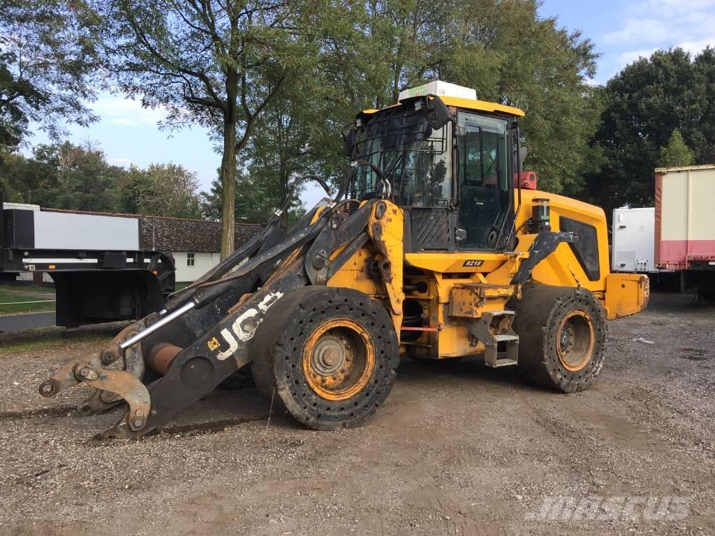 JCB 437 WHT Incarcator pe pneuri