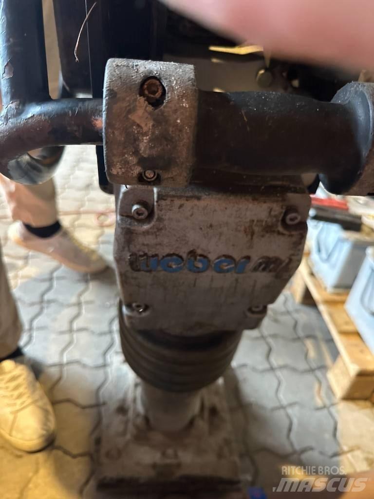 Weber Jordloppe Compactor