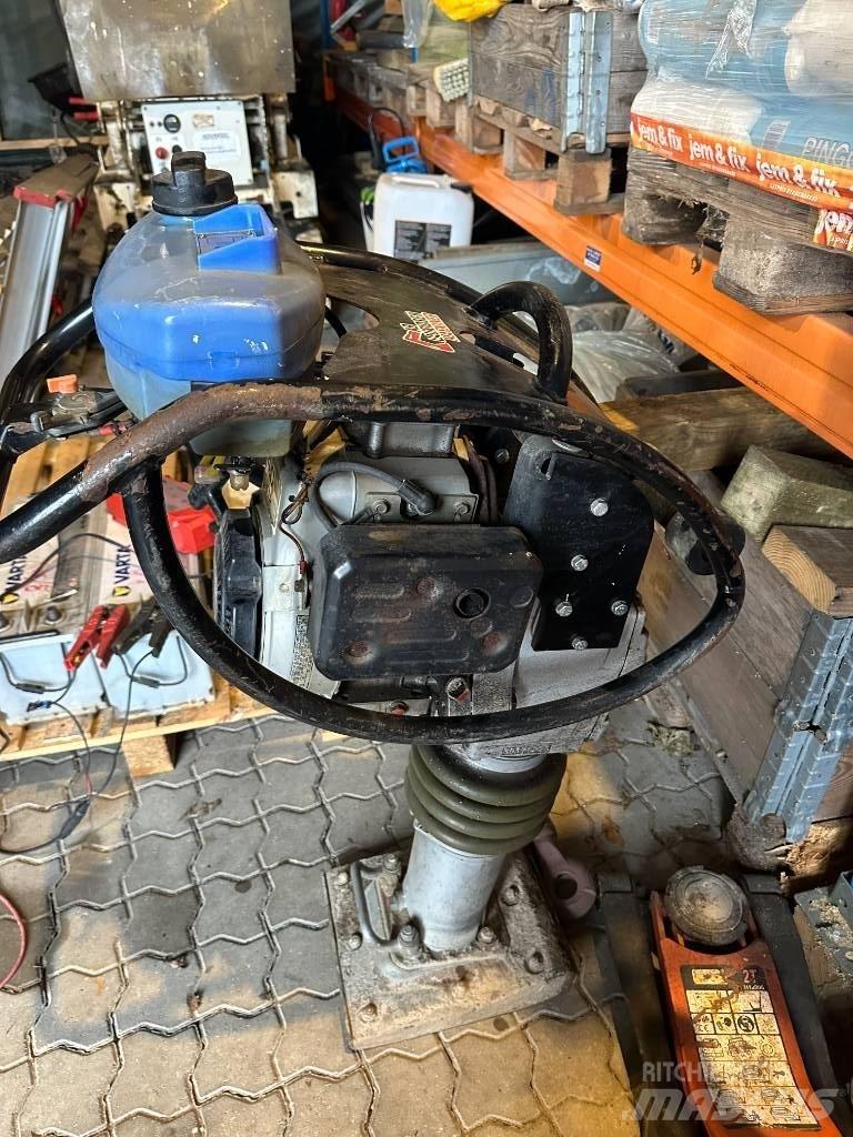 Weber Jordloppe Compactor