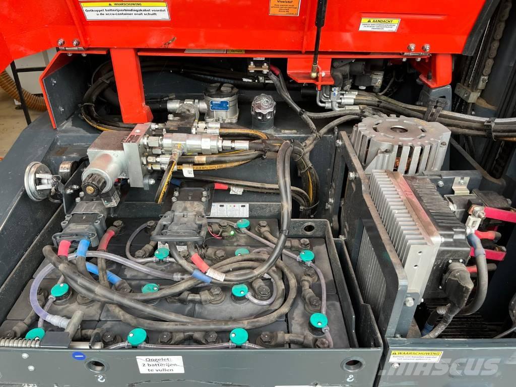 Combilift CBE3000 Încarcator lateral