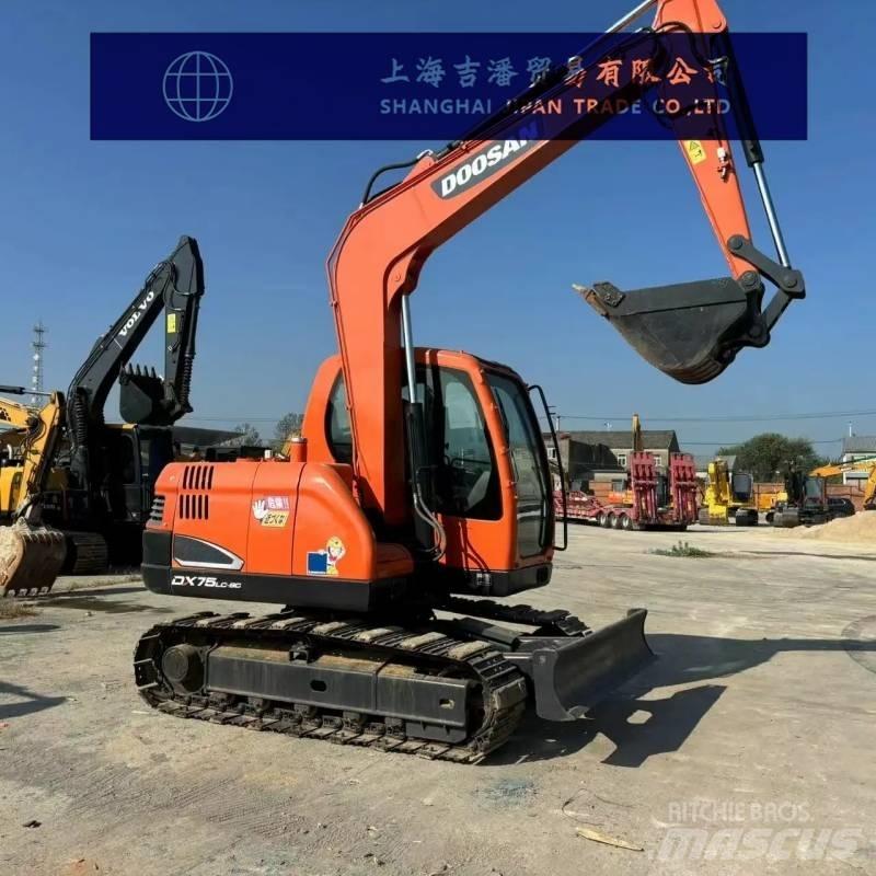 Doosan DX 75 Excavatoare 7t - 12t