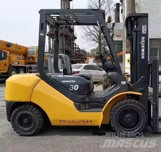Komatsu 30 Stivuitor diesel