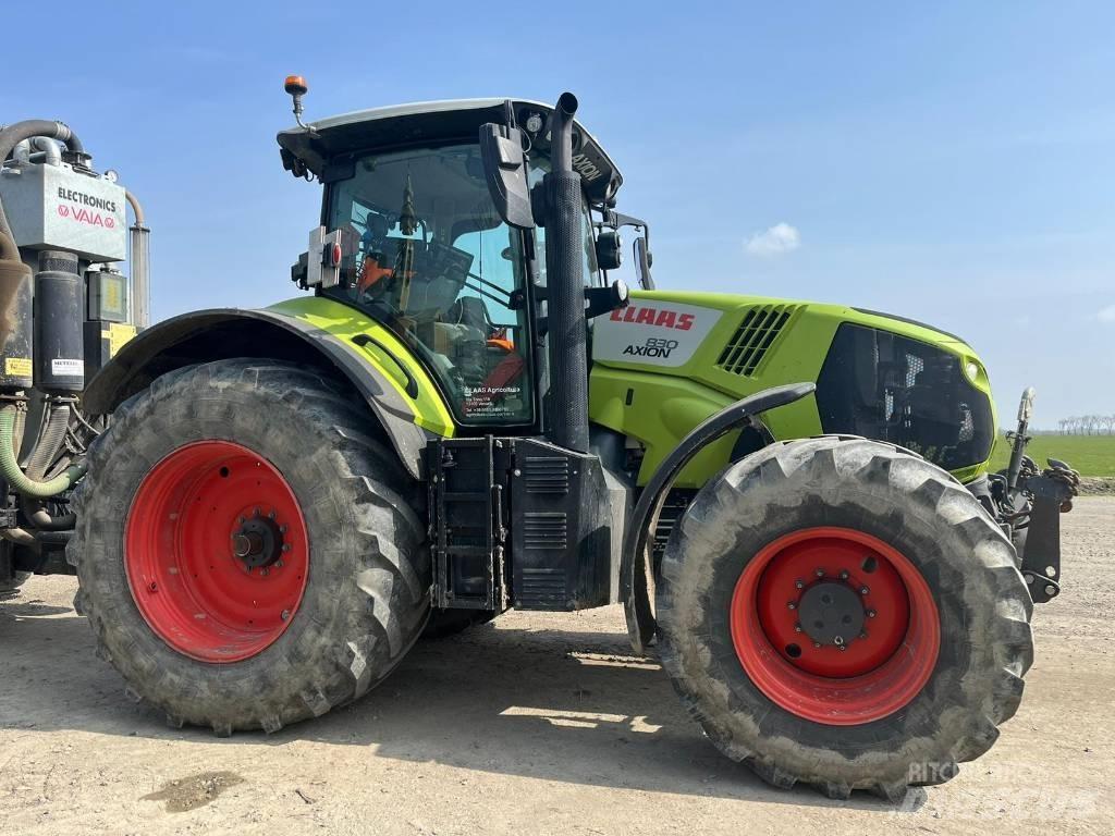 CLAAS Axion 830 Tractoare