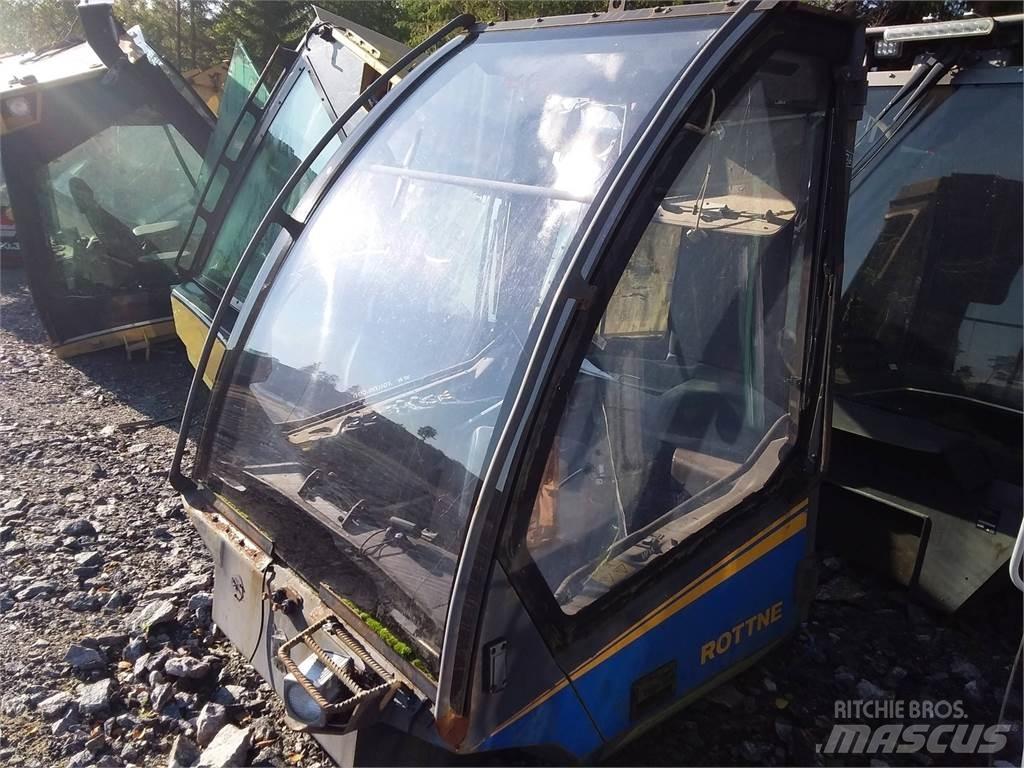 Rottne H20 Cabine si interior