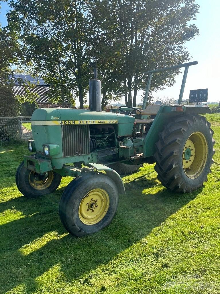 John Deere 1630 Tractoare