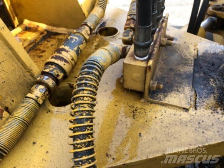 CAT 950BZ Buldozere pe senile