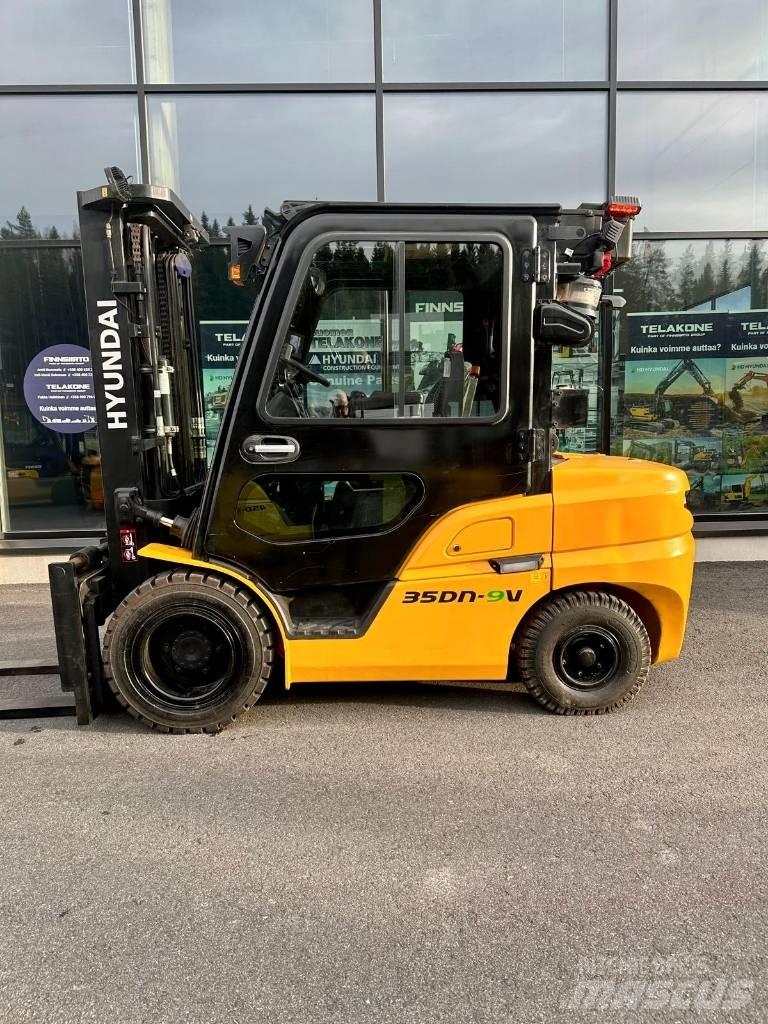 Hyundai 35DN-9V Stivuitor diesel