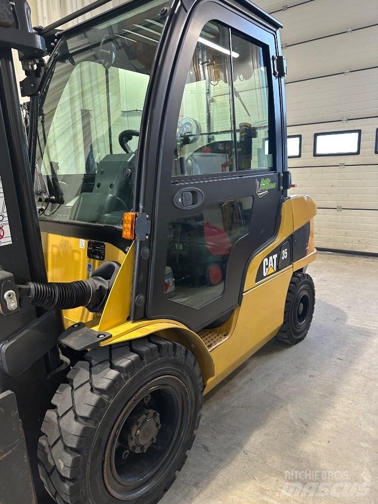 CAT DP35NT Stivuitor diesel