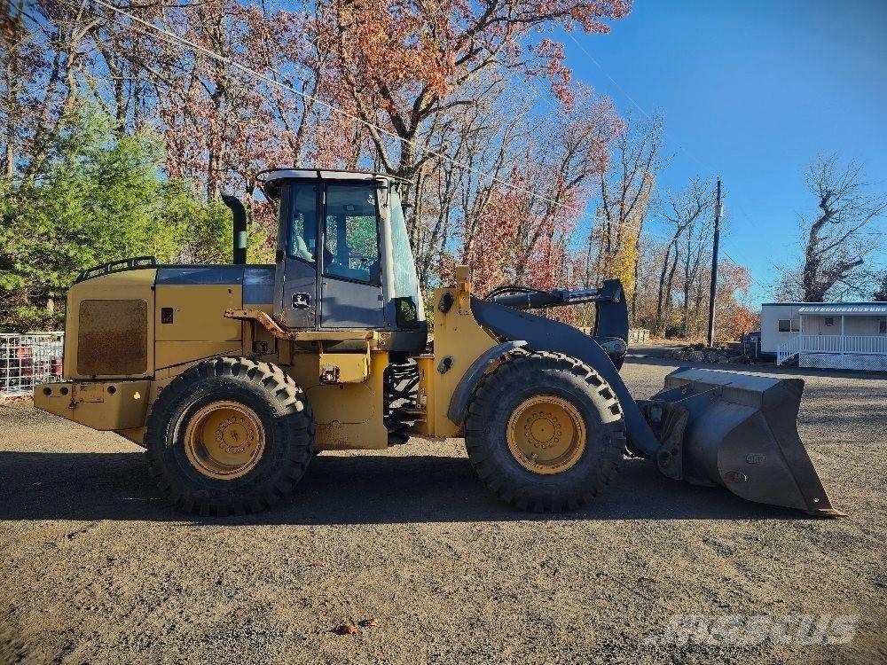 John Deere 624 J Incarcator pe pneuri