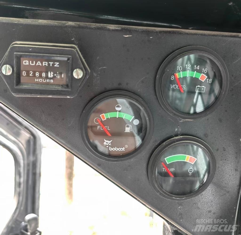 Bobcat S 16 Mini incarcator