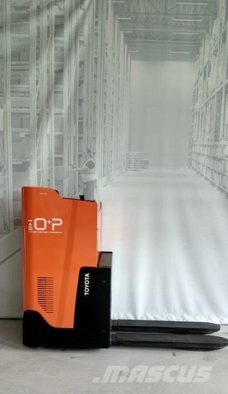 Toyota LSI200 Transpaleta manuala