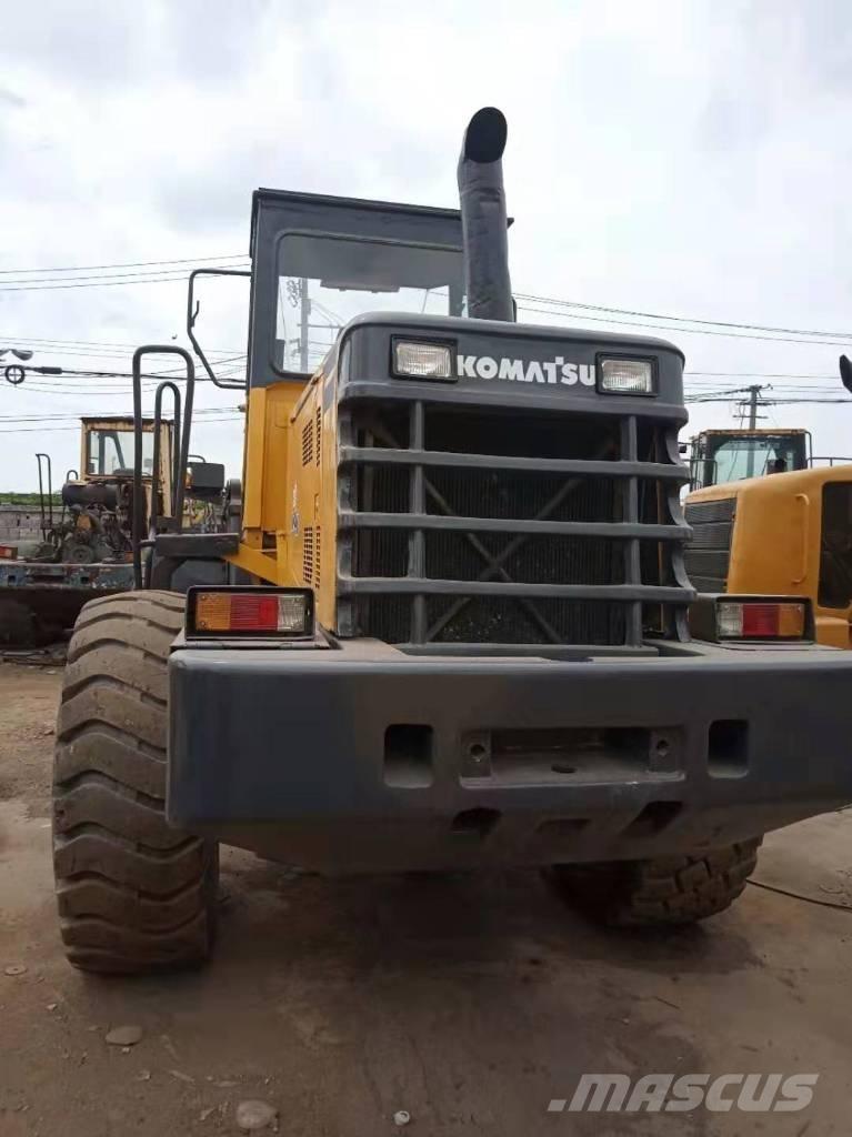 Komatsu WA 320-3 Incarcator pe pneuri