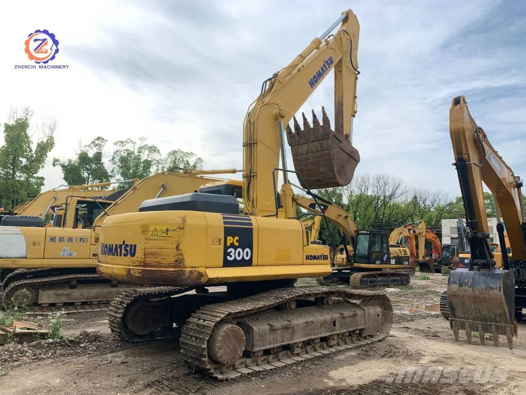 Komatsu PC 300 Excavatoare pe șenile
