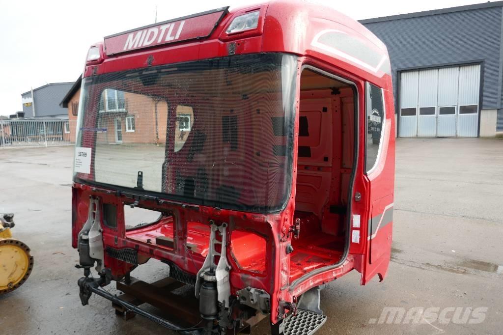 Scania R 650 Cabine si interior