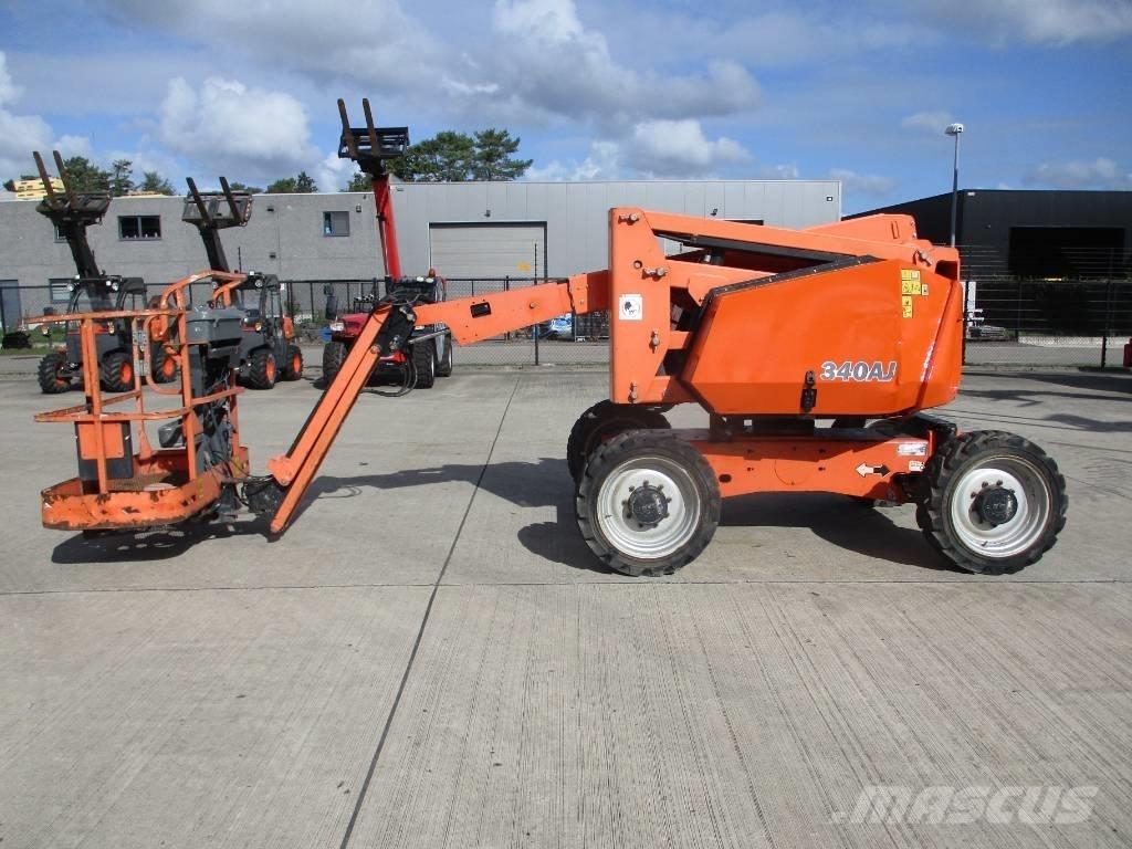 JLG 340AJ (835) Nacele compacte autopropulsante