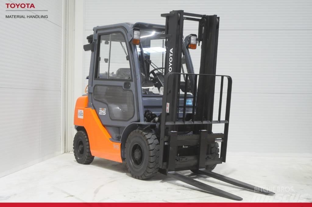 Toyota 02-8 FGF 25 Stivuitor GPL