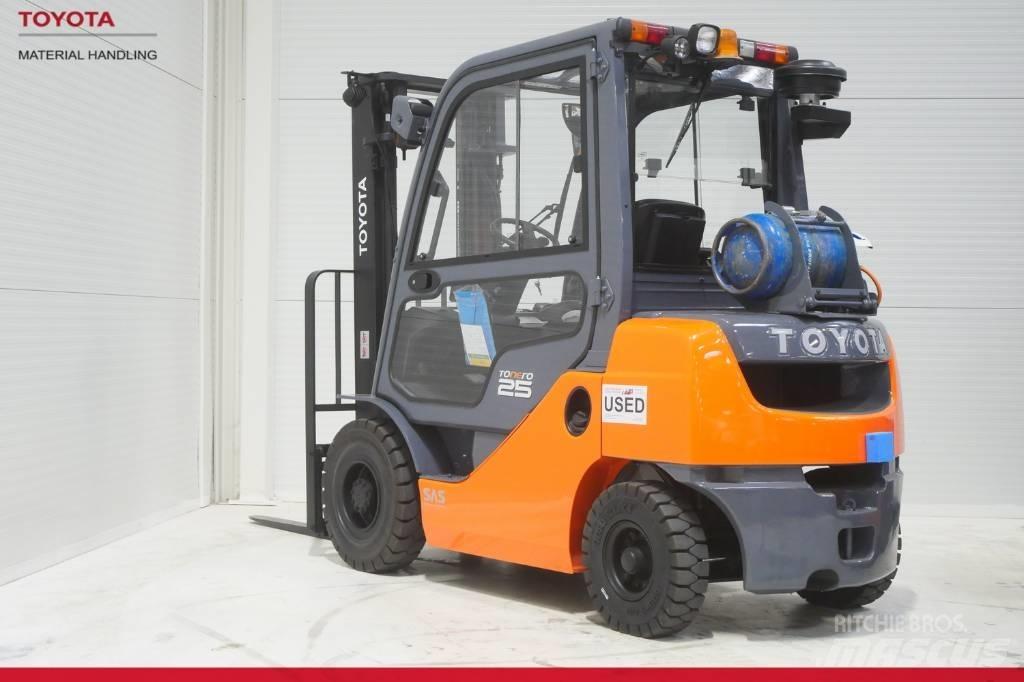 Toyota 02-8 FGF 25 Stivuitor GPL