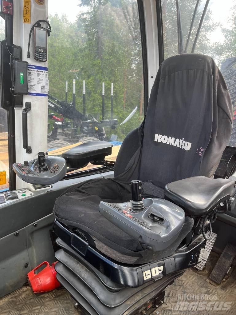 Komatsu 895 Transportoare