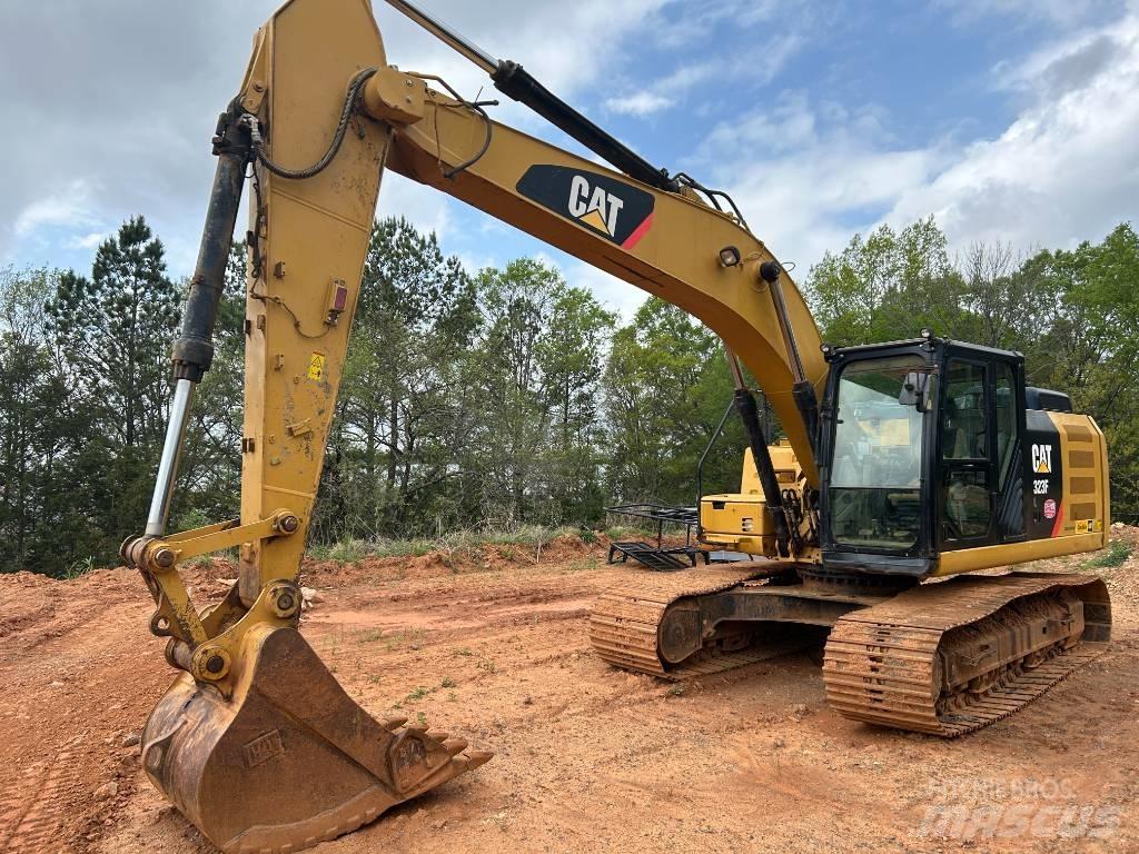 CAT 323FL Excavatoare pe șenile
