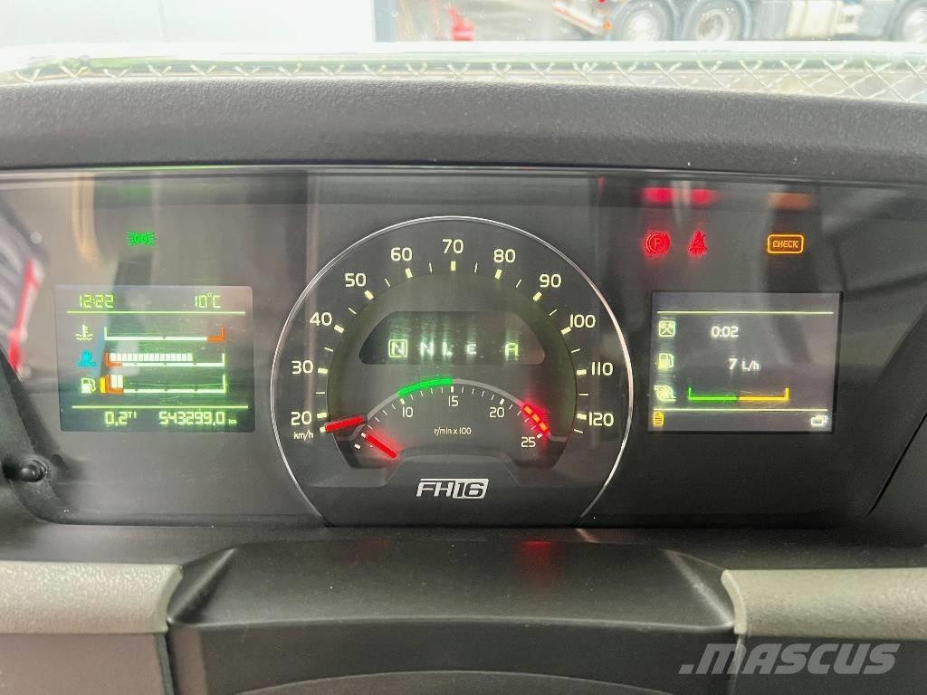 Volvo FH 750 6x4 Autotractoare