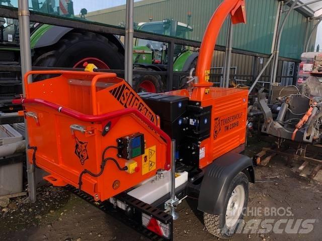 Timberwolf TW230/DHB Masini de tocat lemn