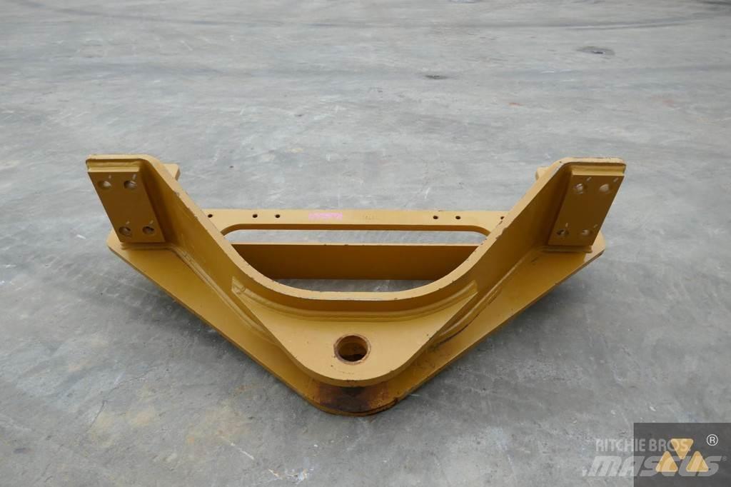 CAT 140M3 Drawbar Transport - Altele