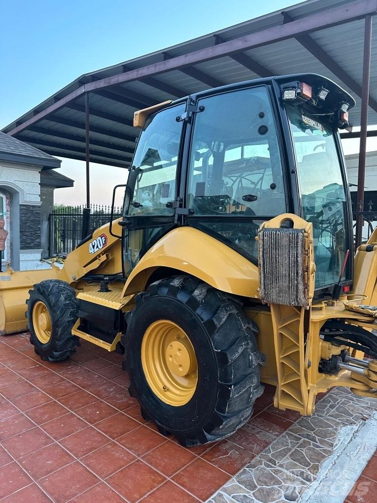 CAT 420 F Buldoexcavatoare
