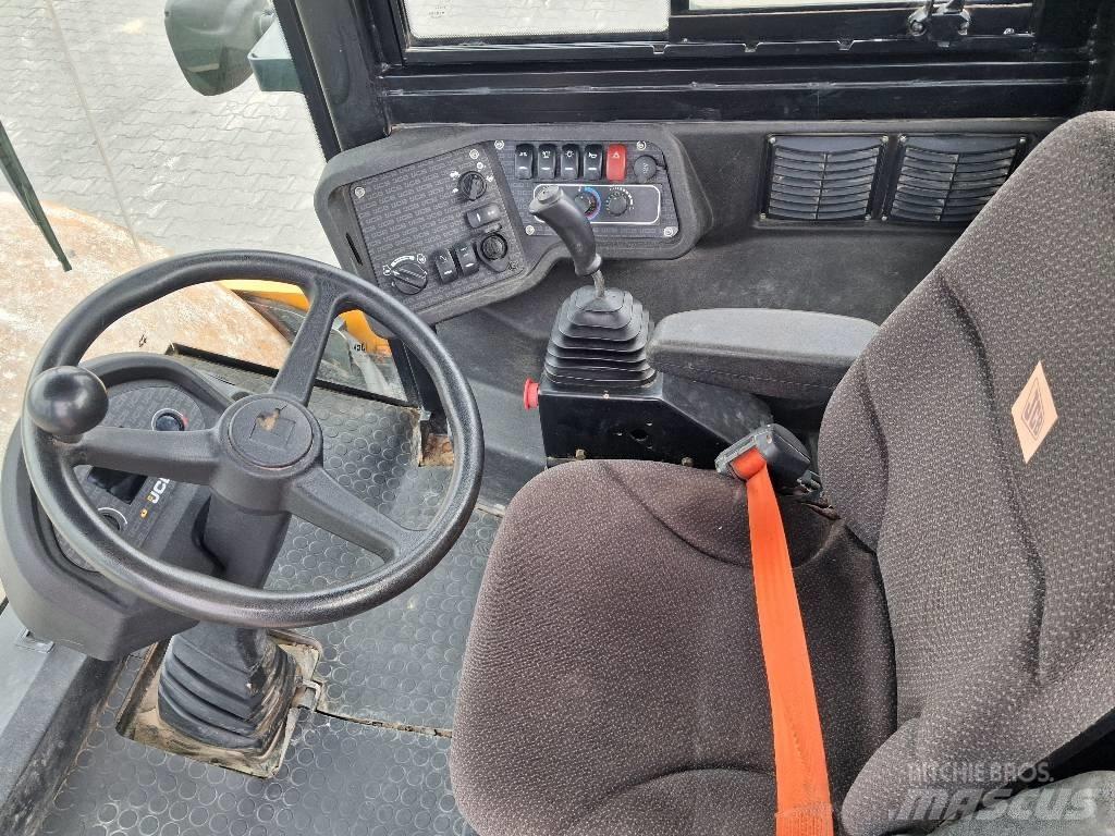 JCB VM 137 Compactoare monocilindrice