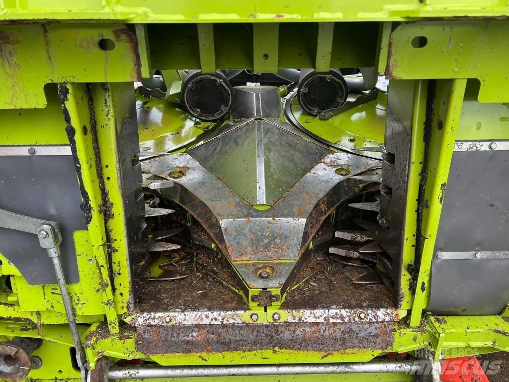 CLAAS Orbis 600 SD Alte echipamente pentru nutret