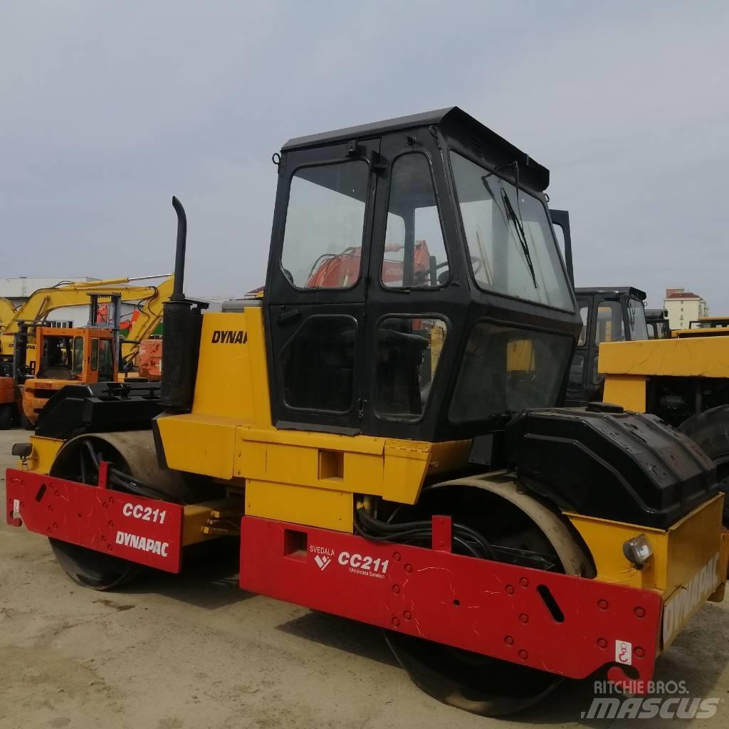 Dynapac CC 211 Cilindri compactori dubli