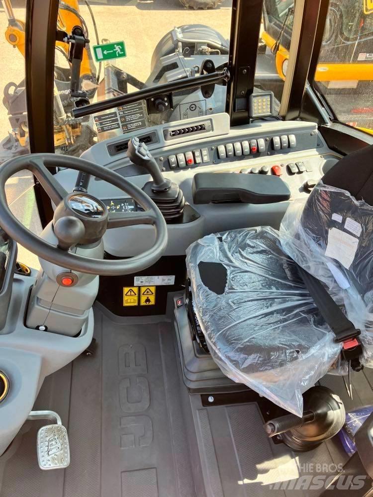 JCB 409 STAGE V - AGRI Mini incarcatoare