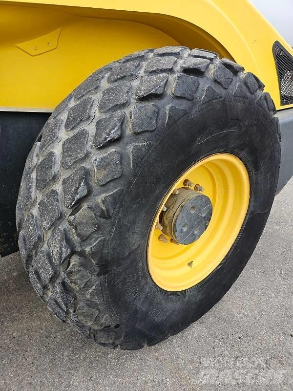 Bomag BW 213 D H-4 Compactoare monocilindrice