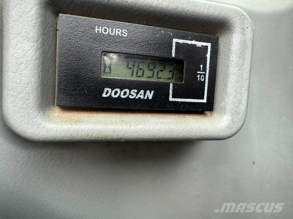 Doosan DX 235 LCR-5 Excavatoare pe șenile

