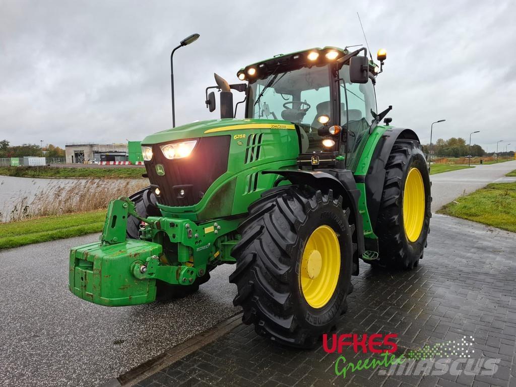 John Deere 6215 R Tractoare
