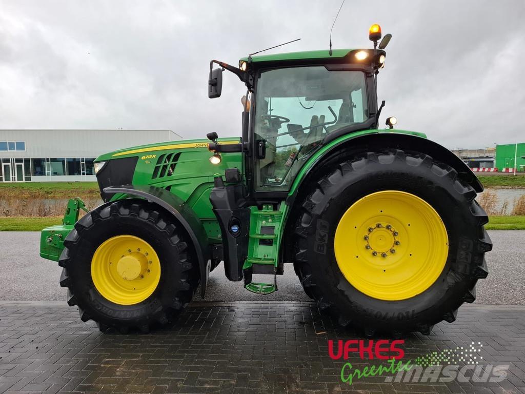 John Deere 6215 R Tractoare