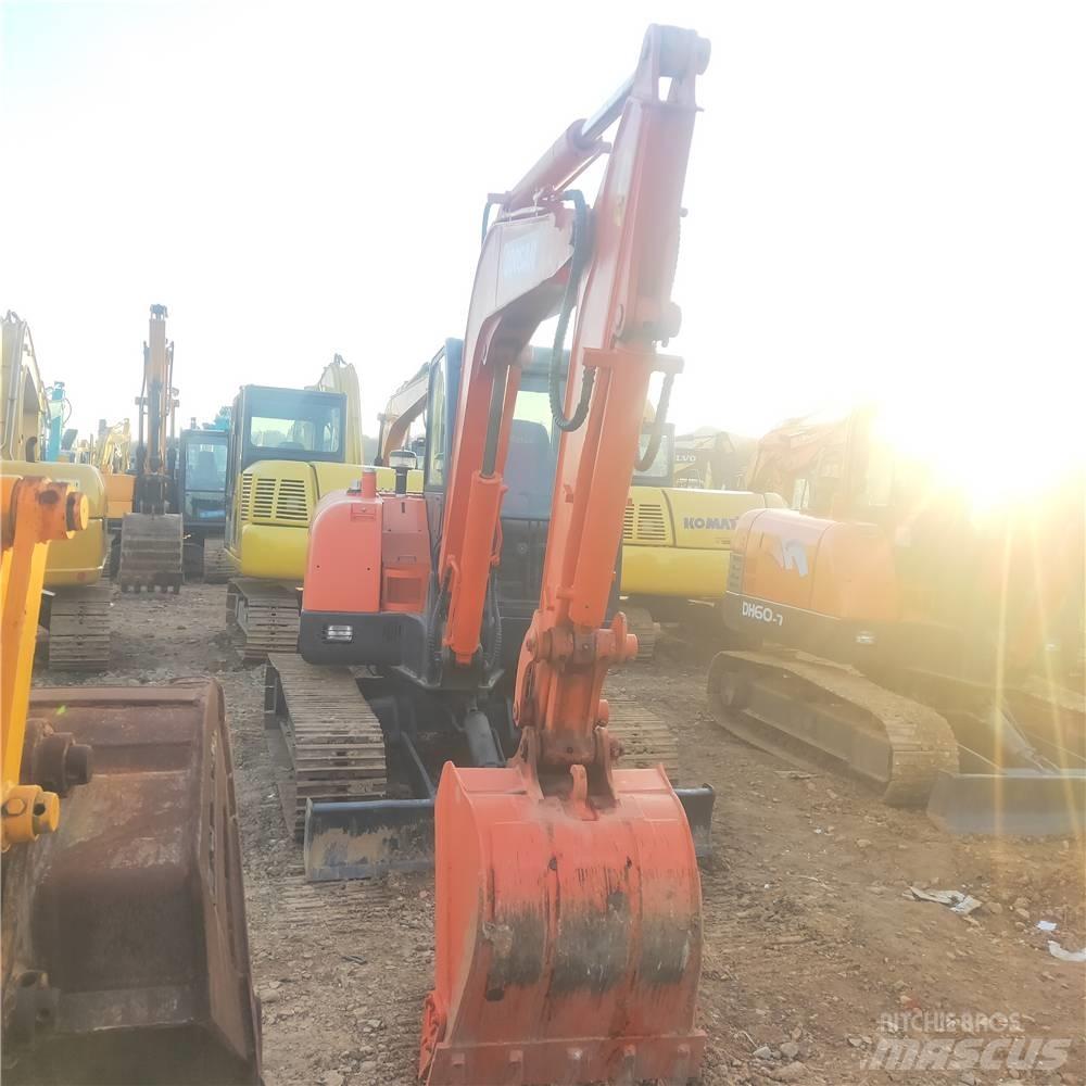 Doosan DH60-7 Excavatoare pe șenile
