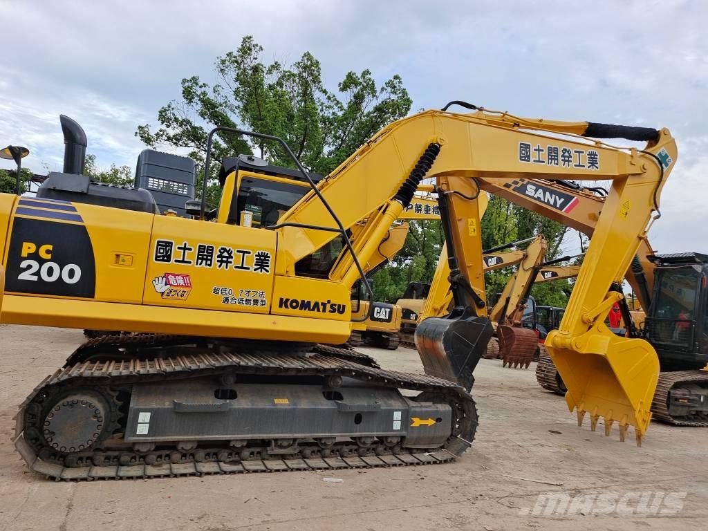 Komatsu PC 200 8N Excavatoare pe șenile
