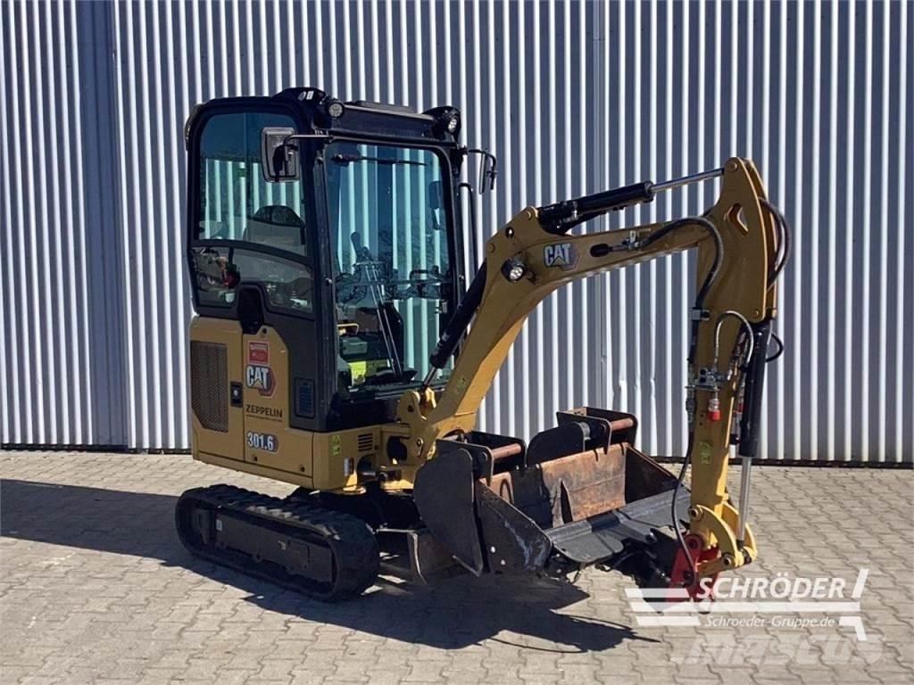 CAT 301.6 Excavatoare cu roti