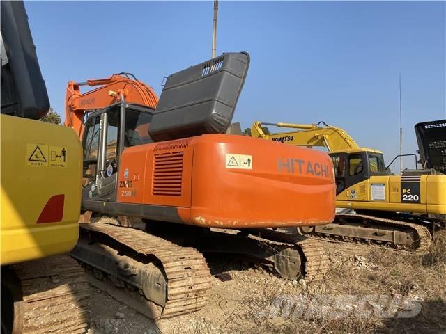 Hitachi ZX250 Excavatoare pe șenile
