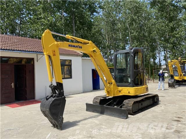 Komatsu PC56-7 Excavatoare pe șenile
