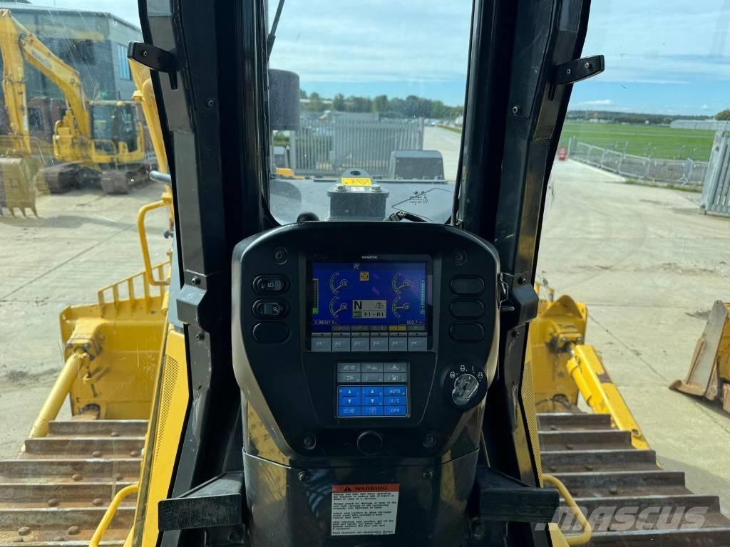 Komatsu D85PX-18 Buldozere pe senile