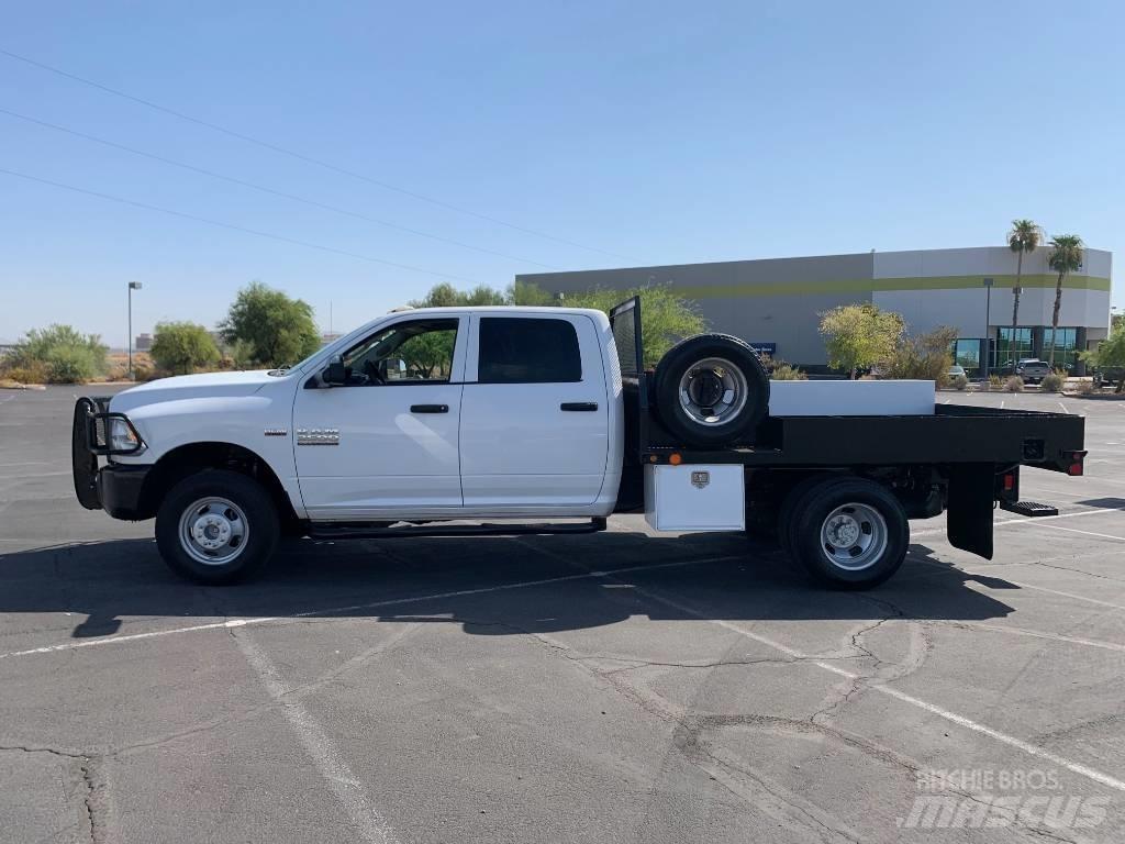 RAM 3500 TRADESMAN Camioane platforma/prelata