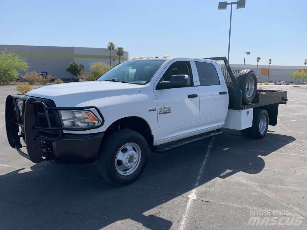 RAM 3500 TRADESMAN Camioane platforma/prelata