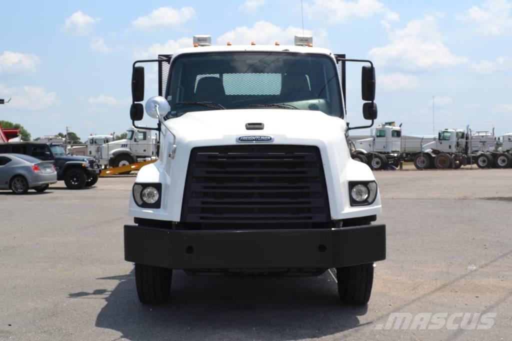 Freightliner 114SD Camioane platforma/prelata